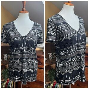 Merona Women Large T-Shirt Geometric Design Pattern Short Sleeve Tee 100% Cotton